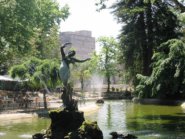 Fontaine Avignon